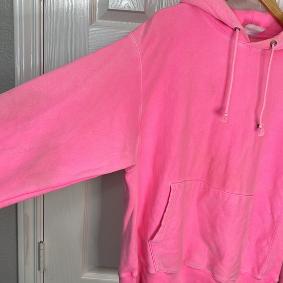 Champion Pink Hoodie Sweatshirt Distressed Size Large - Picture 7 of 7